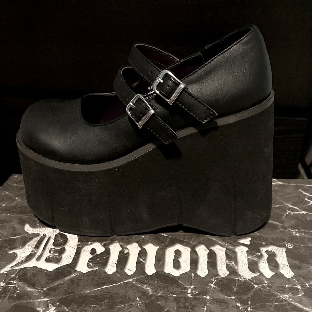 Kera-08 Demonia Platform Shoe Vegan Leather